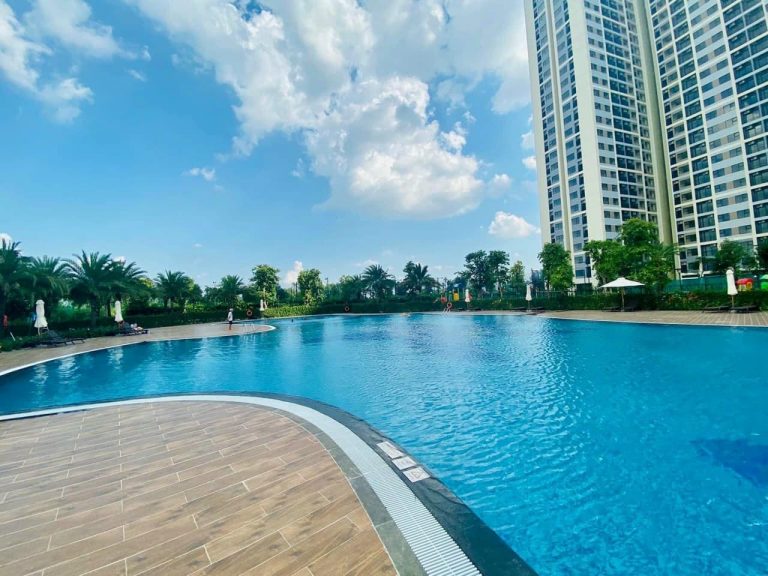 Kỳ Nghỉ Resort Ngay Cửa Nhà - Hồ Bơi Vinhomes Grand Park