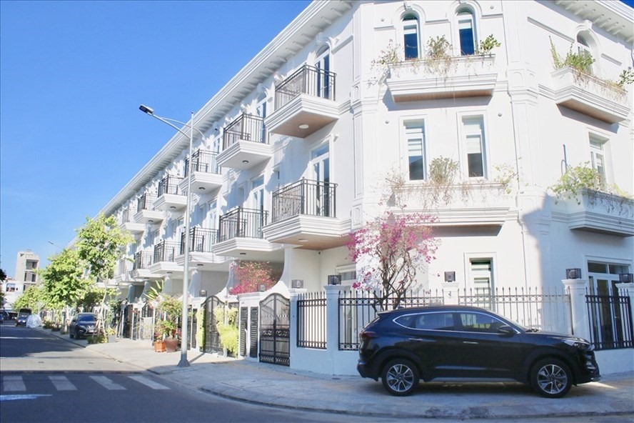 Sở hữu Nhà Quận 4: Giá Tốt & Kinh Nghiệm Vàng
