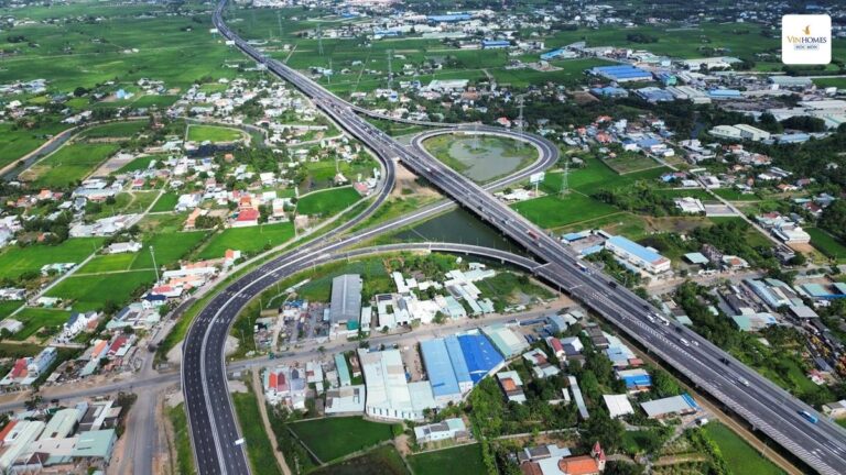 Vinhomes Hóc Môn: Không gian sống lý tưởng cho người lớn tuổi?